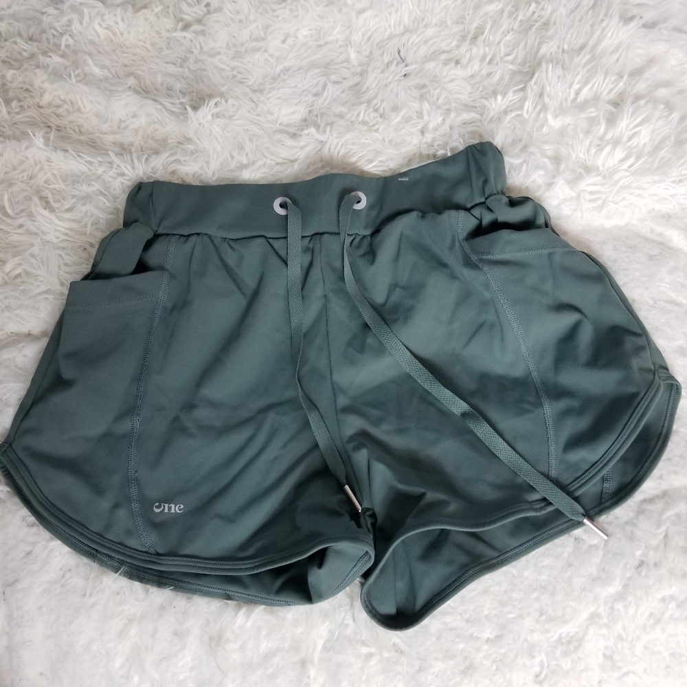 One Moon Shot Sport Short II Women's Super Cite Shorts, Size S/6